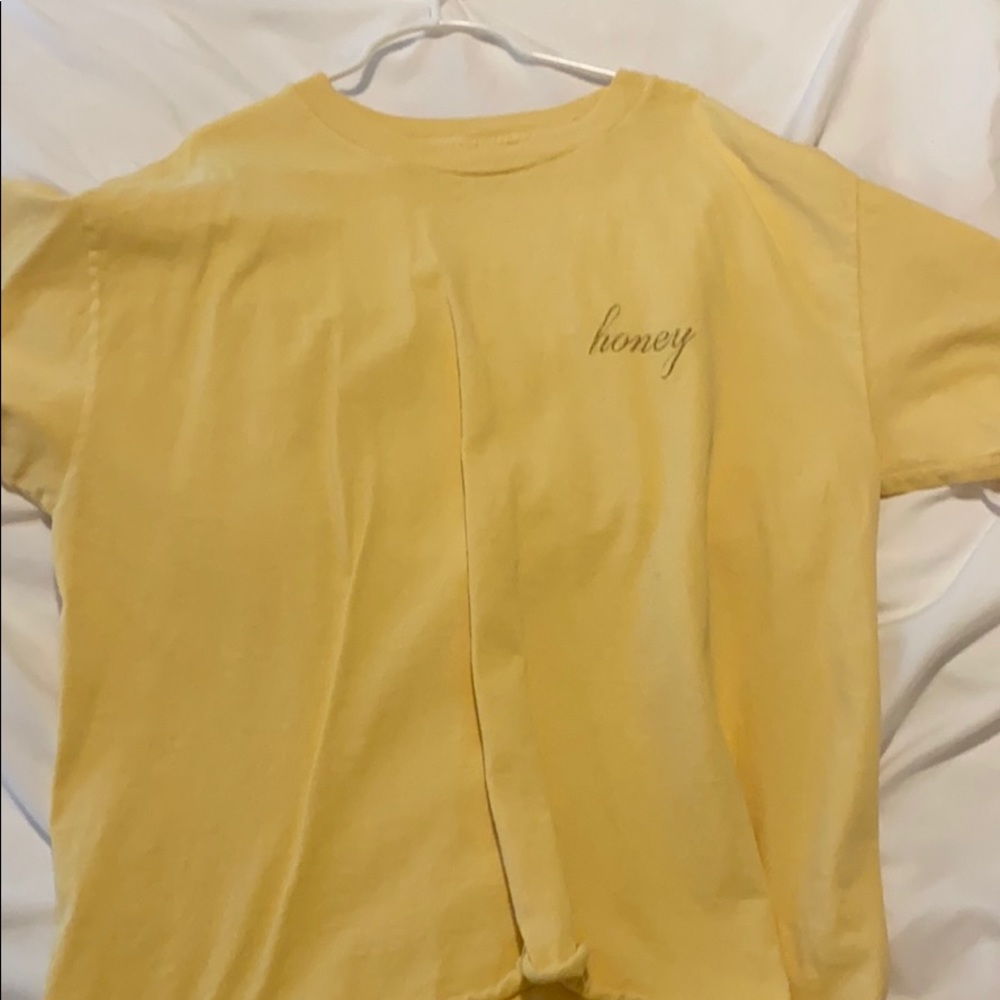 Brandy Melville shirt